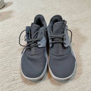 Nike Men's Dark Gray Athletic Shoes